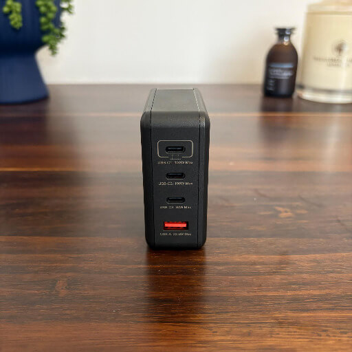 MINIX P100 GAN WALL CHARGER REVUE - COMPACT CHARGING POWERHOUSE 3 MINIX 100W REVIEW2 MINIX P100 GAN WALL CHARGER REVUE - COMPACT CHARGING POWERHOUSE