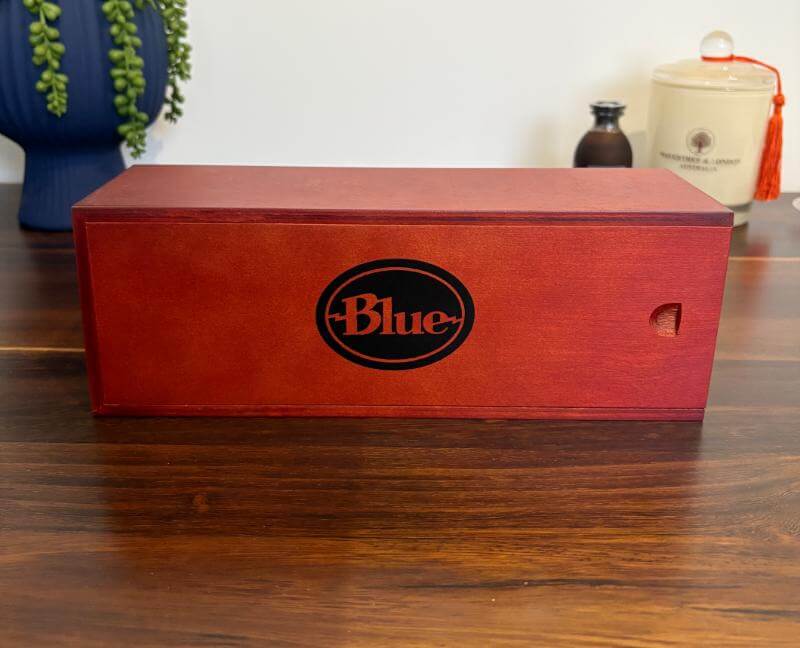 Blue Bluebird SL Microphone Review - Sound de qualité studio pour chaque créateur 3 Blue Bluebird Sl Review2 Blue Bluebird SL Microphone Review - Sound de qualité studio pour chaque créateur
