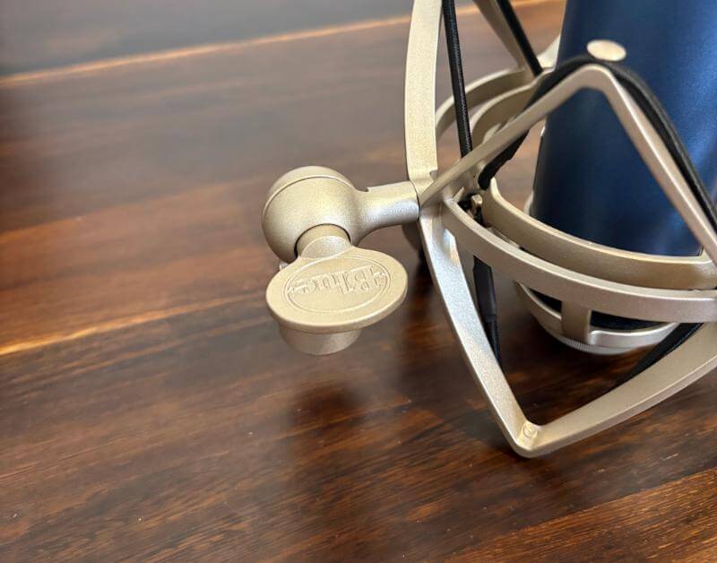 Blue Bluebird SL Microphone Review - Sound de qualité studio pour chaque créateur 8 Blue Bluebird Sl Review7 Blue Bluebird SL Microphone Review - Sound de qualité studio pour chaque créateur