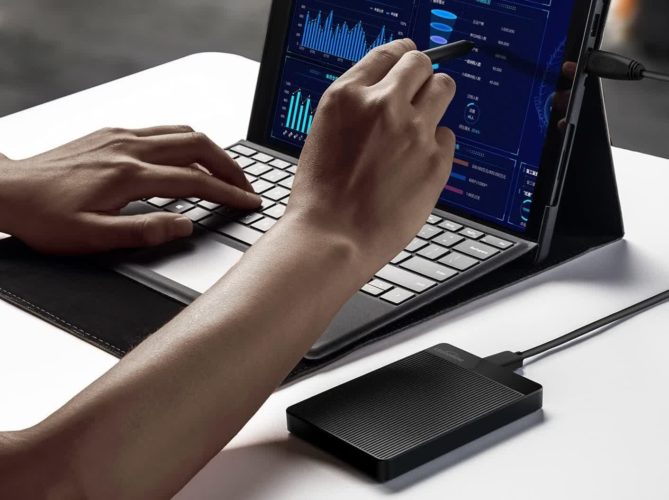 Ultra-cheap $28 external 500GB HDD from Amazon tested: works, but with caveats