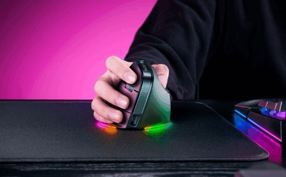 CleanShot 2025 06 06 at Razer Pro Click V2 Vertical Edition Review – Ergonomic Innovation with Gaming Power
