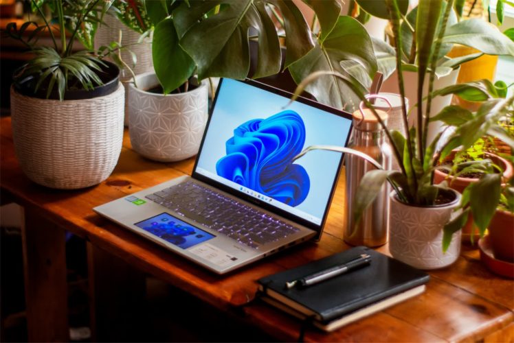 Windows 11 finally overtakes Windows 10 in global market share, a mere 1,371 days after launch
