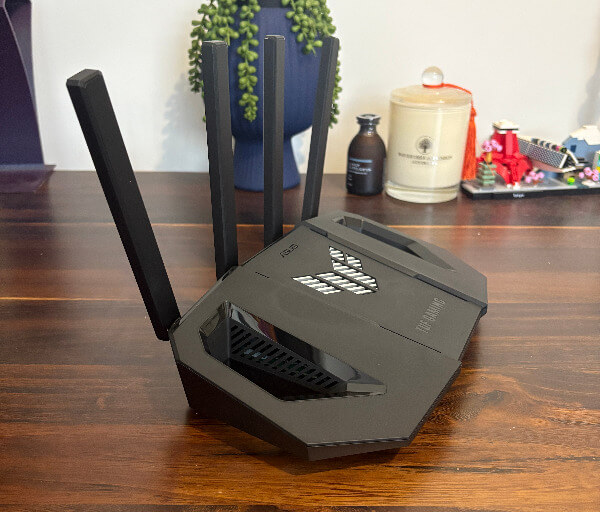 ASUS TUF GAMING BE3600 REVUE2 ASUS TUF Gaming Be3600 Review - Une centrale WiFi 7 construite pour les joueurs