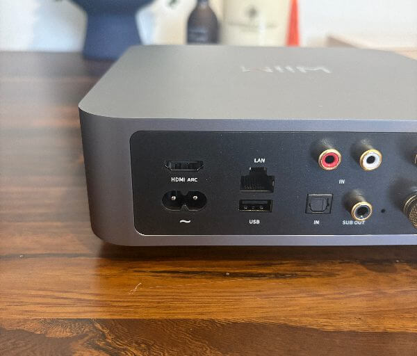 Revue de l'AMP WIIM: Performances Hi-Fi intelligentes dans un cadre minimaliste 7 Wiim AMP Pro Review2 Wiim AMP Review: Smart Hi-Fi Performance dans un cadre minimaliste