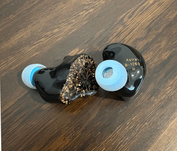 Kiwi Ears Astral Review - Un hybride raffiné pour les auditeurs discernants 8 Kiwi Ears Astral Review1 Kiwi Ears Astral Review - Un hybride raffiné pour les auditeurs discernants